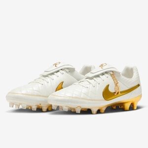 Nike Tiempo Legend RGN FG SE Ronaldinho Touch of Gold Size 9.5 New in Box